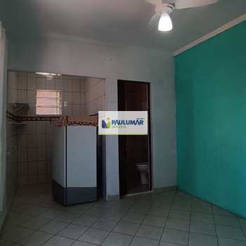 Kitnet em Mongaguá, bairro Centro