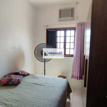 Casa em Mongaguá, bairro Vera Cruz