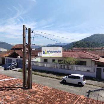 Casa em Mongaguá, bairro Vera Cruz
