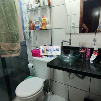 Casa em Mongaguá, bairro Vera Cruz