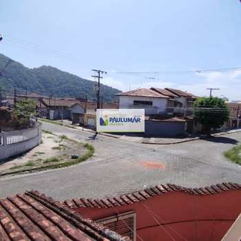 Casa em Mongaguá, bairro Vera Cruz