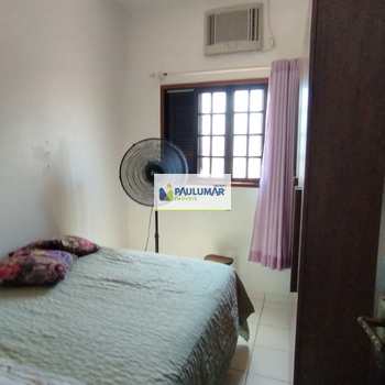 Casa em Mongaguá, bairro Vera Cruz