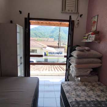 Casa em Mongaguá, bairro Vera Cruz