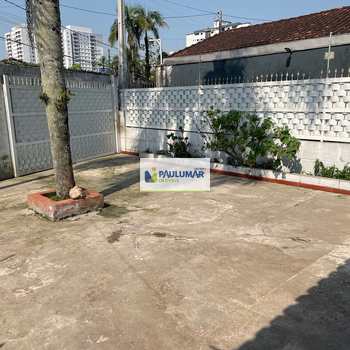 Casa em Mongaguá, bairro Vera Cruz
