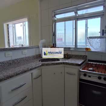 Apartamento em Mongaguá, bairro Centro