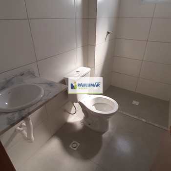 Apartamento em Mongaguá, bairro Centro