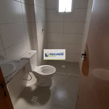 Apartamento em Mongaguá, bairro Centro
