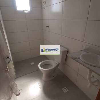 Apartamento em Mongaguá, bairro Centro