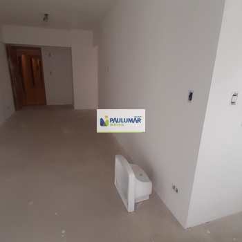 Apartamento em Mongaguá, bairro Centro