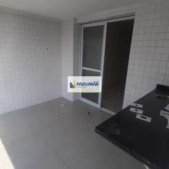 Apartamento em Mongaguá, bairro Centro