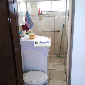 Apartamento em Mongaguá, bairro Centro