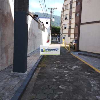 Apartamento em Mongaguá, bairro Centro