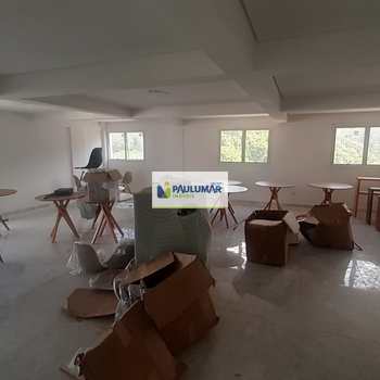 Apartamento em Mongaguá, bairro Centro