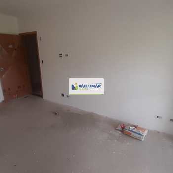 Apartamento em Mongaguá, bairro Centro