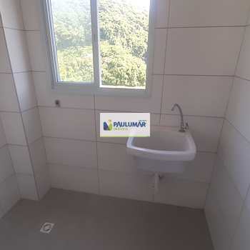 Apartamento em Mongaguá, bairro Centro