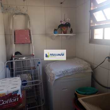 Casa em Mongaguá, bairro Centro