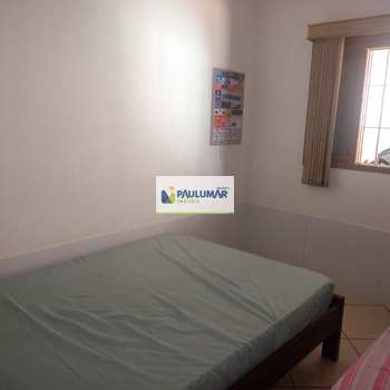 Casa em Mongaguá, bairro Centro