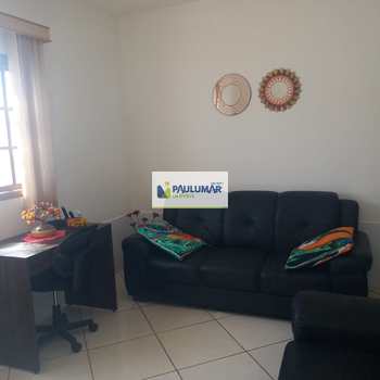 Casa em Mongaguá, bairro Centro