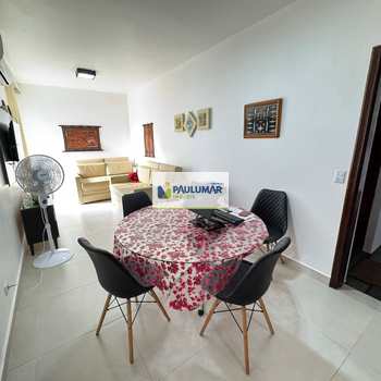 Apartamento em Mongaguá, bairro Jardim Aguapeu