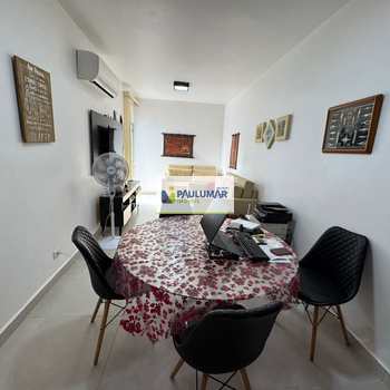 Apartamento em Mongaguá, bairro Jardim Aguapeu