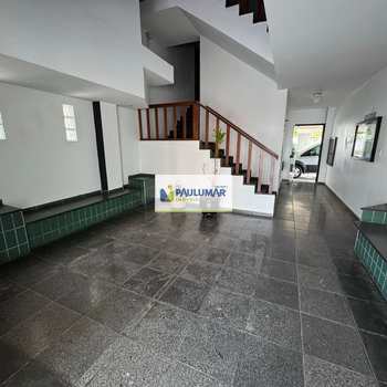 Apartamento em Mongaguá, bairro Jardim Aguapeu