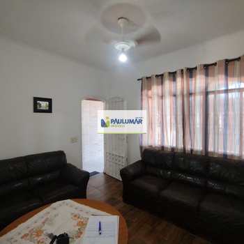 Casa em Praia Grande, bairro Solemar