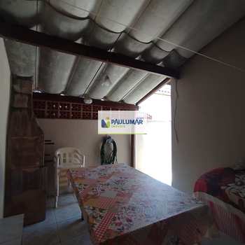 Casa em Praia Grande, bairro Solemar