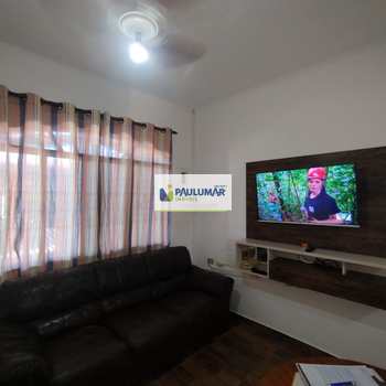 Casa em Praia Grande, bairro Solemar
