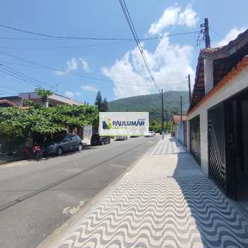 Casa em Praia Grande, bairro Solemar