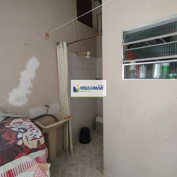 Casa em Praia Grande, bairro Solemar