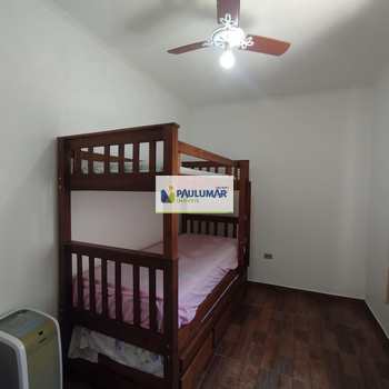 Casa em Praia Grande, bairro Solemar