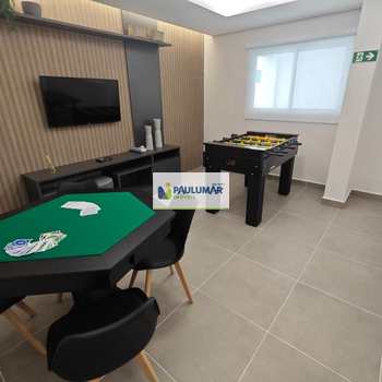 Apartamento em Mongaguá, bairro Centro