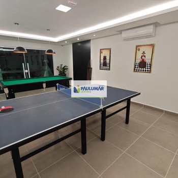Apartamento em Mongaguá, bairro Centro