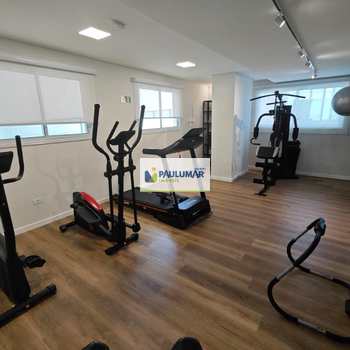 Apartamento em Mongaguá, bairro Centro