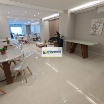 Apartamento em Mongaguá, bairro Centro