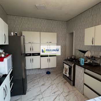 Casa em Mongaguá, bairro Balneário Itaguai