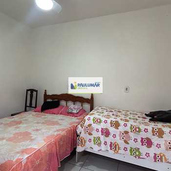 Casa em Mongaguá, bairro Balneário Itaguai