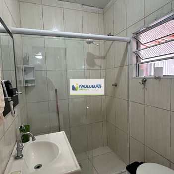 Casa em Mongaguá, bairro Balneário Itaguai