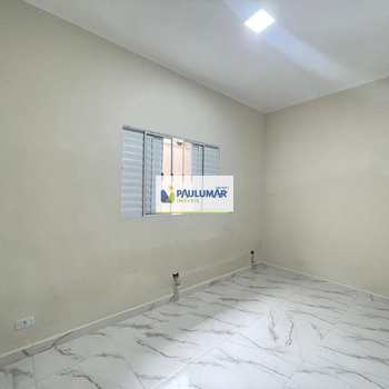 Casa em Mongaguá, bairro Vera Cruz