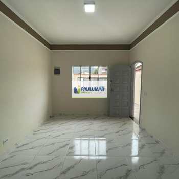 Casa em Mongaguá, bairro Vera Cruz