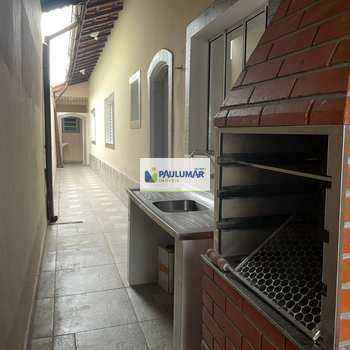 Casa em Mongaguá, bairro Vera Cruz