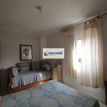 Apartamento em Mongaguá, bairro Agenor de Campos