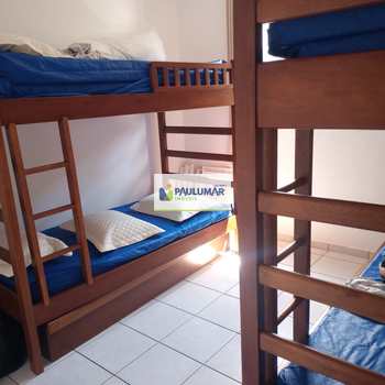 Apartamento em Praia Grande, bairro Solemar