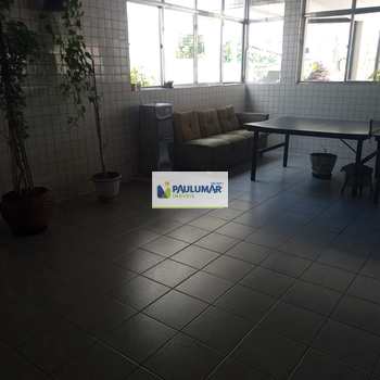 Apartamento em Praia Grande, bairro Solemar