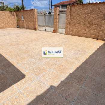 Casa em Mongaguá, bairro Jardim Praia Grande