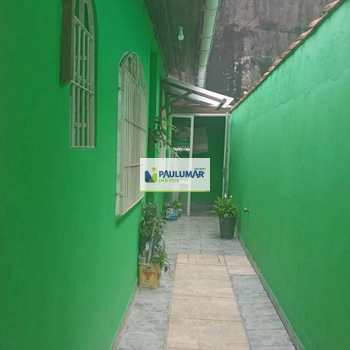 Casa em Mongaguá, bairro Jardim Praia Grande