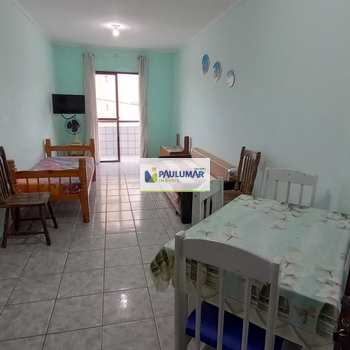 Apartamento em Mongaguá, bairro Agenor de Campos