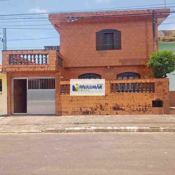 Sobrado em Praia Grande, bairro Solemar