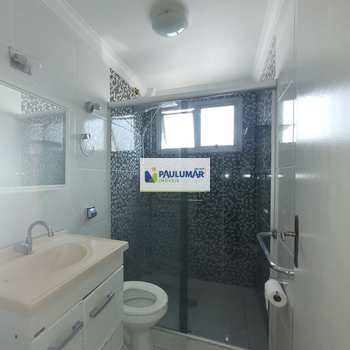 Apartamento em Praia Grande, bairro Caiçara