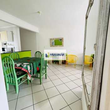 Apartamento em Mongaguá, bairro Centro